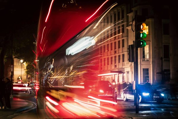 How to Leverage AI for Real-Time Traffic Management in UK Cities?